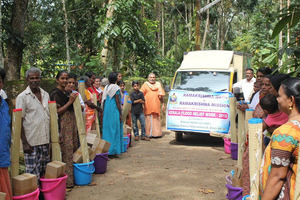 கேரளவுக்கு வெள்ள நிவாரண நிதி - ரூ.1027 கோடியாக உயர்வு!